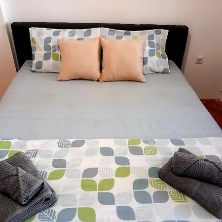 Anaema Апартаменти Скоп'є